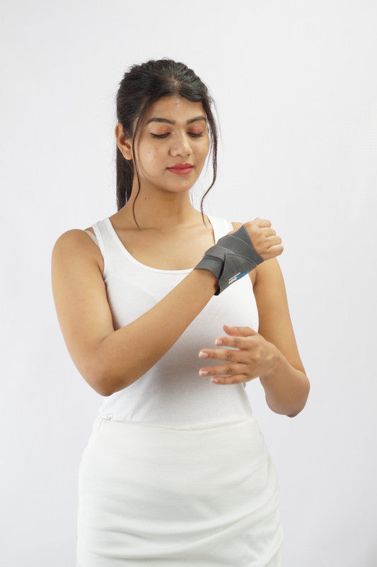 WRIST BRACE WITH THUMB
